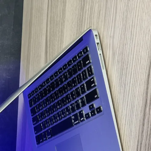Macbook air 2017 avec chargeur