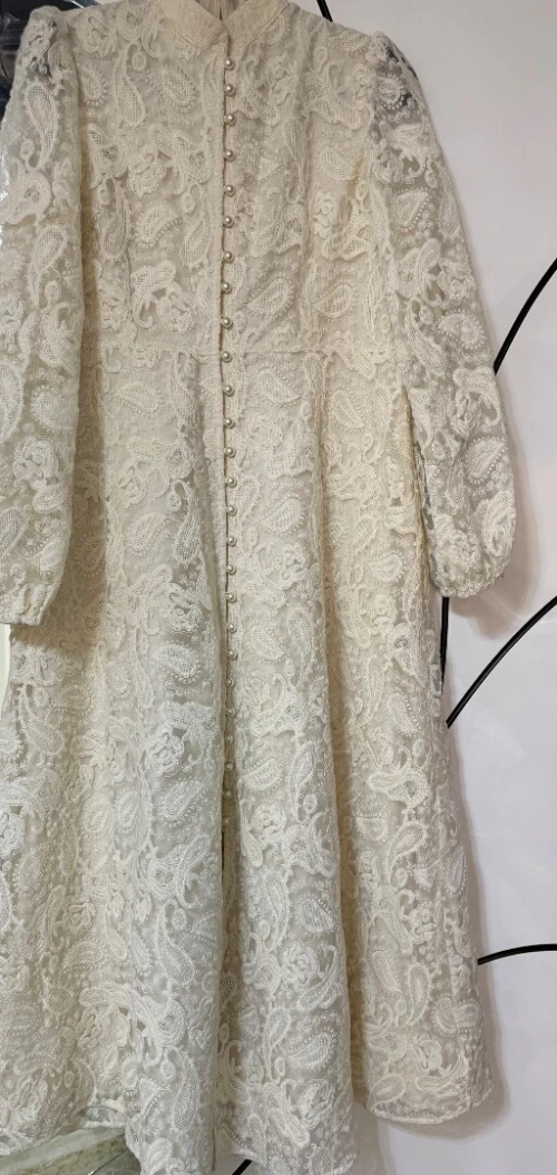 Robe longue blanche Tintin avec les rond rond-point On verra