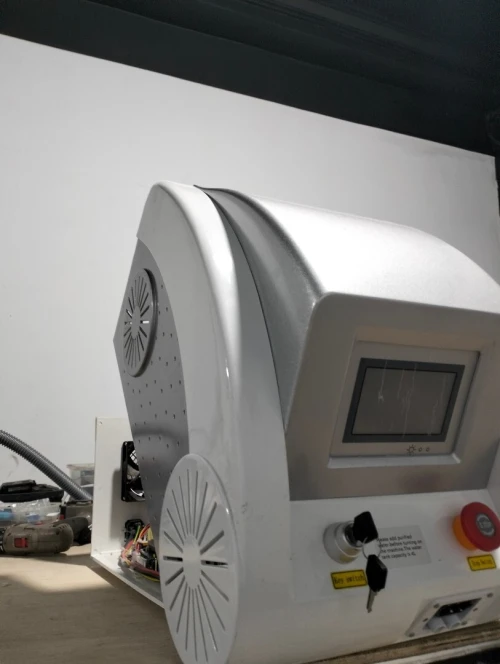 Réparation et Entretien d'Équipements Esthétiques (Cryolipolyse, Lifting, Laser, Ultrasons... )