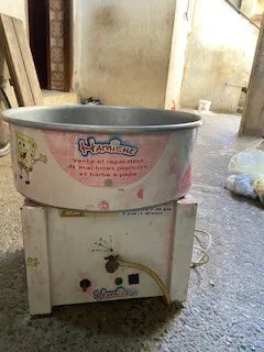 آلة غزل البنات   machine à barbe à papa
