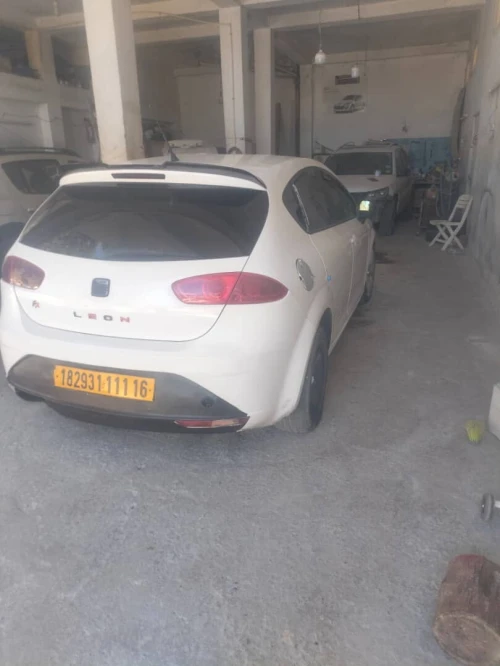 Seat Leon 2011 Fully