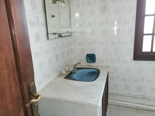Location Appartement Niveau de villa F5 Alger Draria