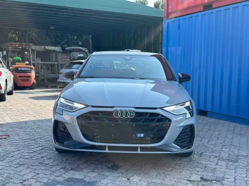 Audi A3 Sportback 2026 Flying spur Edition Premium + Pack Lux 