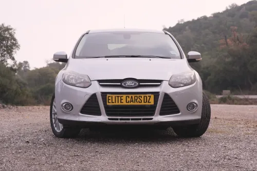 Ford Focus 5 portes 2014 Trend Sport