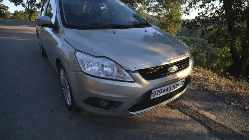 Ford Focus 4 portes 2008 Focus 4 portes