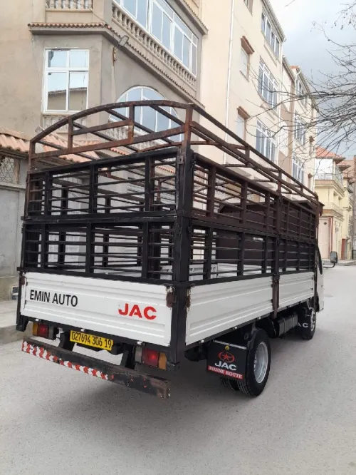 JAC 1025 2006