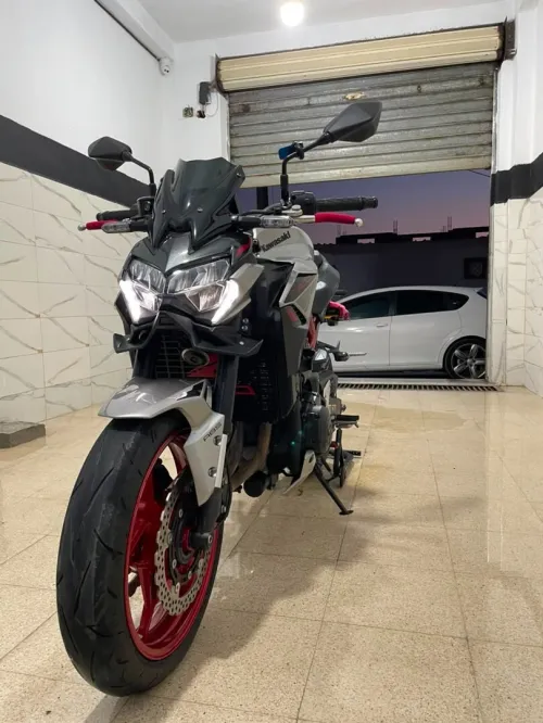 Kawasaki Z900 2023
