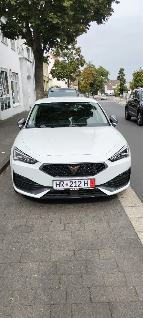 Cupra  Leon 2024 