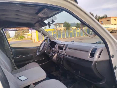 Toyota Hiace 2008