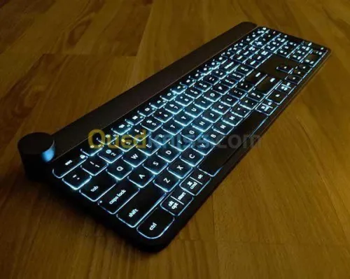 LOGITECH CRAFT Clavier Sans Fil 2,4 GHz/Bluetooth Molette De Contrôle, Rétroéclairées, Rechargeable,