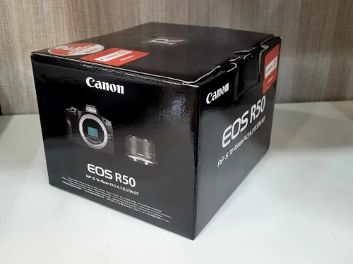 CANON EOS R50 CREATOR KIT Hybride + Objectif RFS 18-45 STM + Microphone DM-E100 + Tripod HG-100TBR