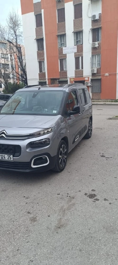 Citroen Berlingo 2024 Chaine