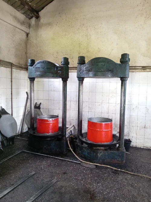 Vente d'une huilerie semi-automatique
