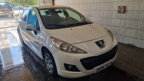 Peugeot 207 2012 