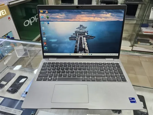 -VENDU- Dell Precision 3581 i9-13900H, 32G DDR5 /1T, RTX 2000 ADA 8G, TACTILE