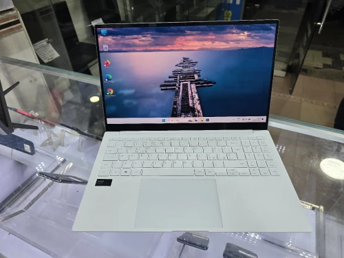 SAMSUNG Galaxy Book2 Pro SE, Ultra5 125H,  Intel Arc Graphics, 16G DDR5, 512, 15.6" Super AMOLED