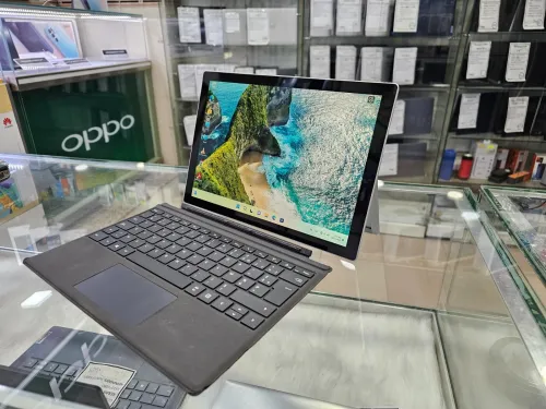 -VENDU- SURFACE Pro 5  i5 7eme 2-IN-1 TACILE