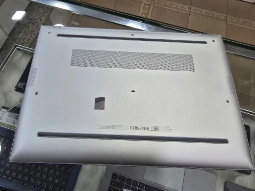 HP Elitebook 865 G11 Ryzen5 Pro 8540U 16G/512G 16"
