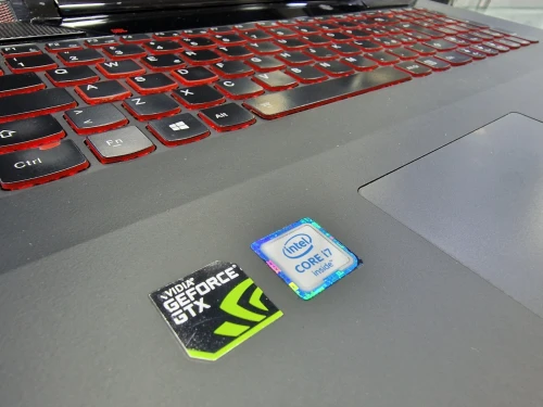 -VENDU- Lenovo Y700 i7 6700HQ 2.6Ghz, 6MB cache