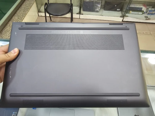 -VENDU- HP ENVY 15 Ryzen 7 16G/512G  TACTILE x360 (8 Cores, 16 Threads, 16 MB Cache) 