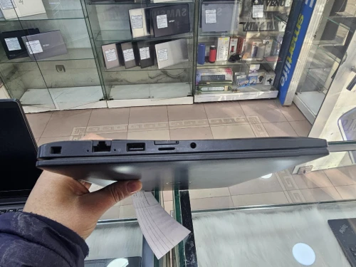 -VENDU- 3 x DELL LATITUDE 7490/7400/7300 i5 8eme