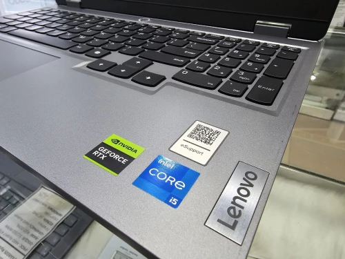 -VENDU- LENOVO LOQ Gen 9 i5-12450HX 16G/512 SSD