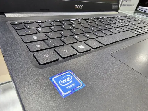 -vendu- ACER N19H1 intel Celeron N4020