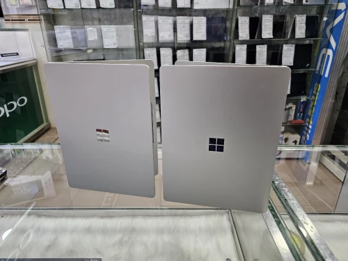 Surface laptop Go i5 10eme TACTILE