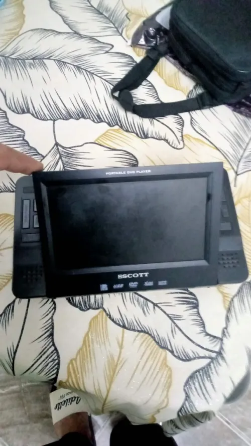 Lecteur dvd portable la marc scott habat kaba