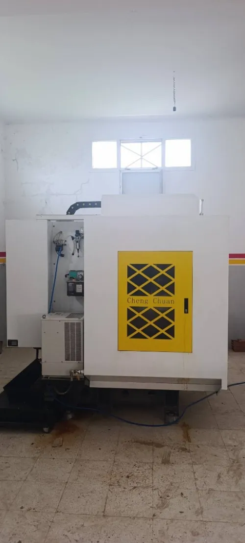 À Vendre : Centre d'Usinage Vertical CNC (VMC) - Cheng Chuan T-600