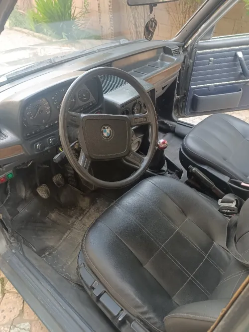 BMW Série 5 1981 