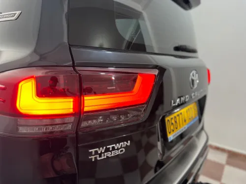 Toyota Land Cruiser  2022 Vx-R