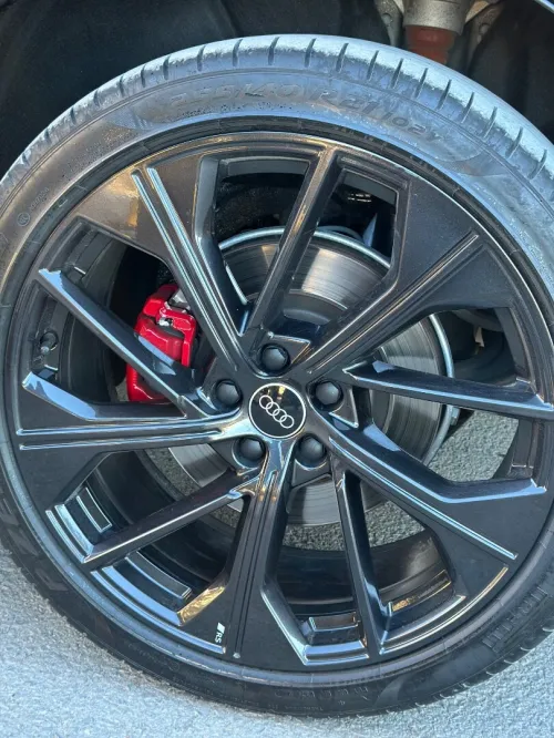 Audi Q5 2024 S-line quattro