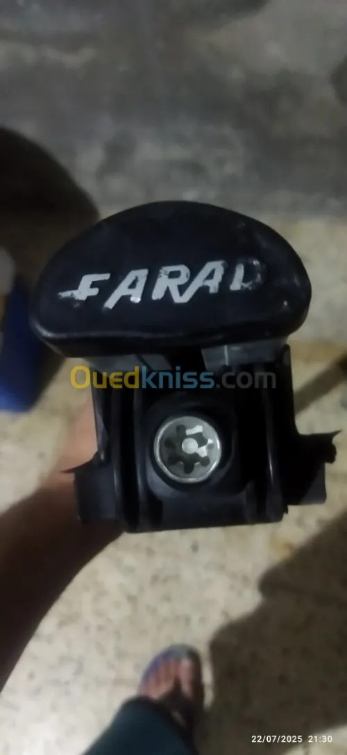 Barre de toit FARAD 