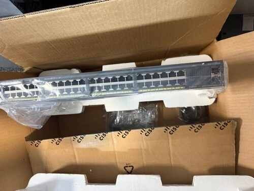 Cisco Catalyst 2960X WS-C2960X-48TS-LL V05 48 ports