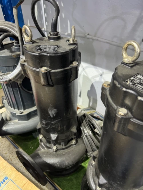 Agitateur submersible expansion surpression anti bélier vannes clapet pressostat pompe eau immergée 