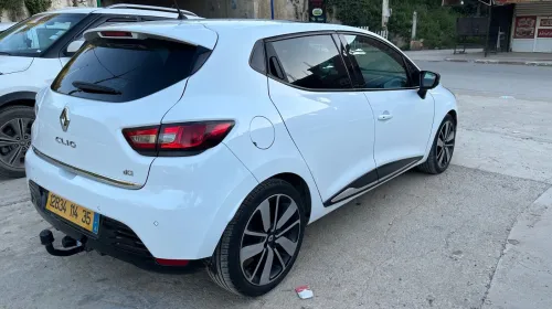 Renault Clio 4 2014 Seventeen