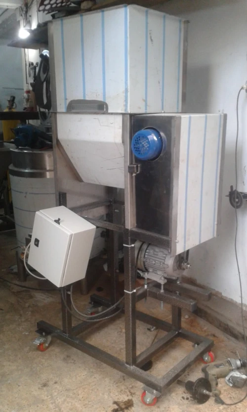 FABRICATION MALAXEUR/MELANGEUR POUDRE - ELEVATEUR POUDRE 