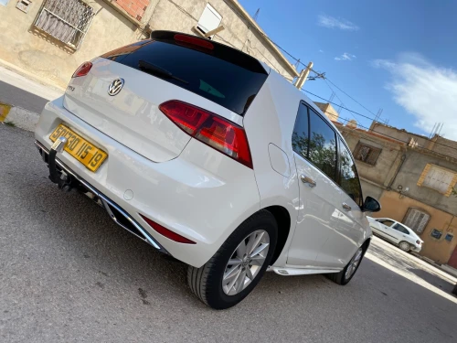 Volkswagen Golf 7 2015 Trendline +