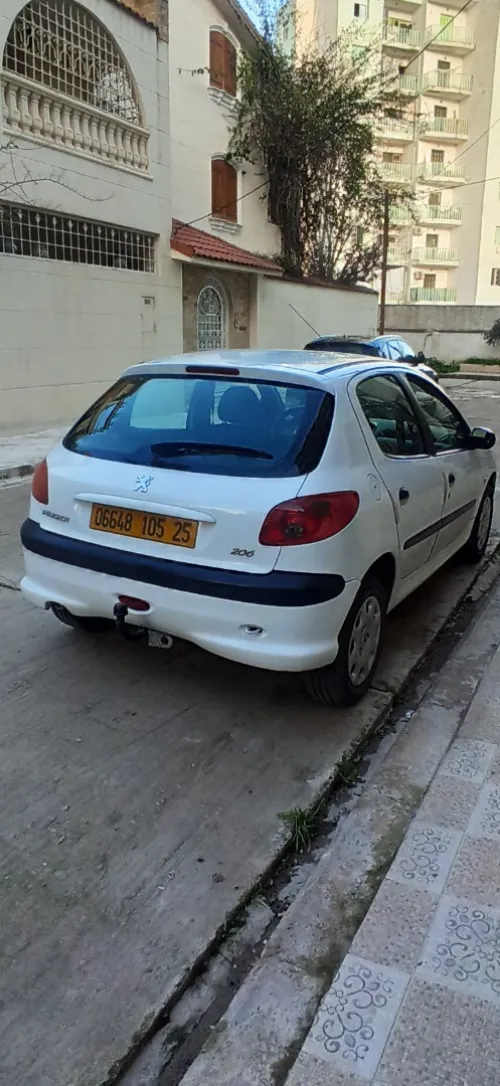 Peugeot 206 2005 La base