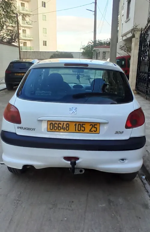 Peugeot 206 2005 La base