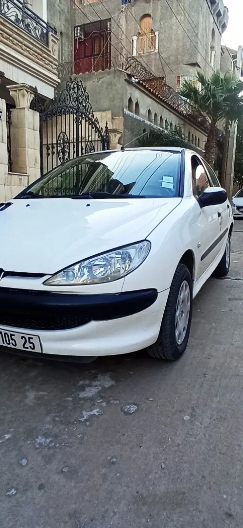 Peugeot 206 2005 La base