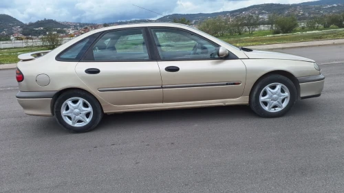 Renault Laguna 1 1995 