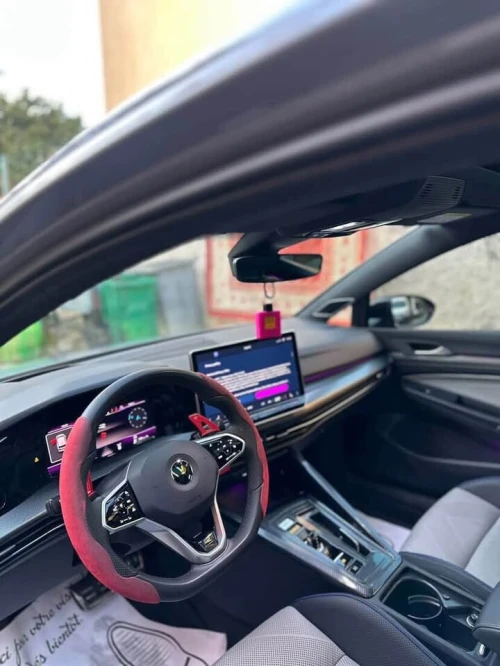 Volkswagen Golf 8 2025 R Black Edition 