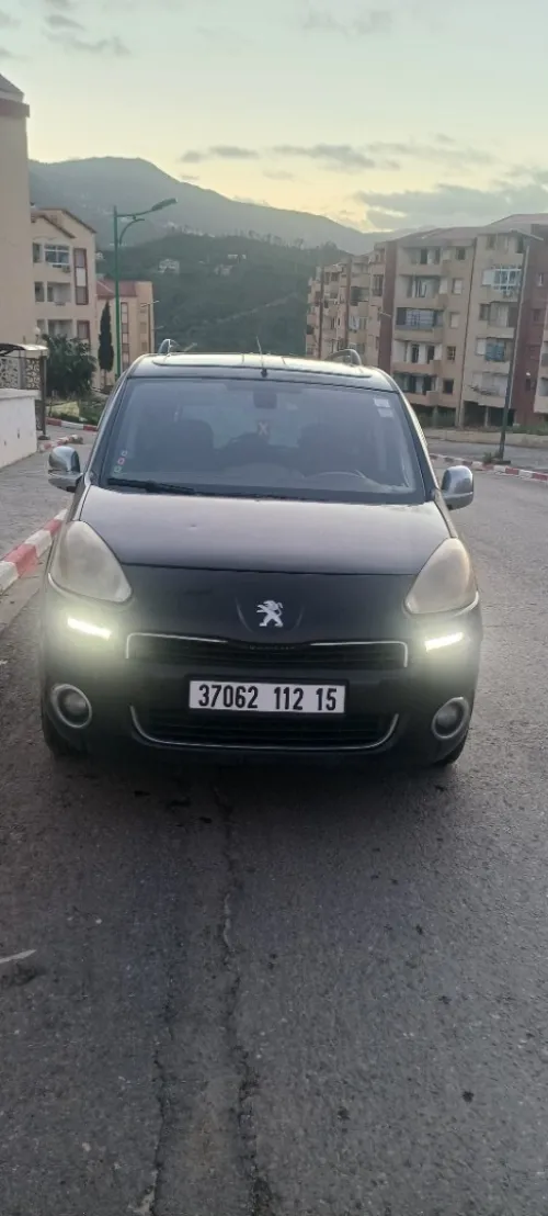 Peugeot Partner 2012 Tepee Allure 