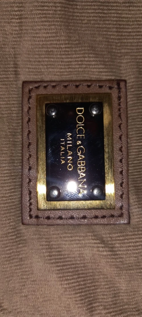pantalon femme de la célèbre marque de luxe italienne Dolce & Gabban.