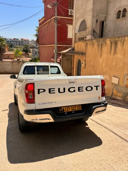 Peugeot Landtrek 2022 2x4