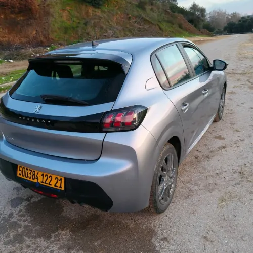Peugeot 208 2022 