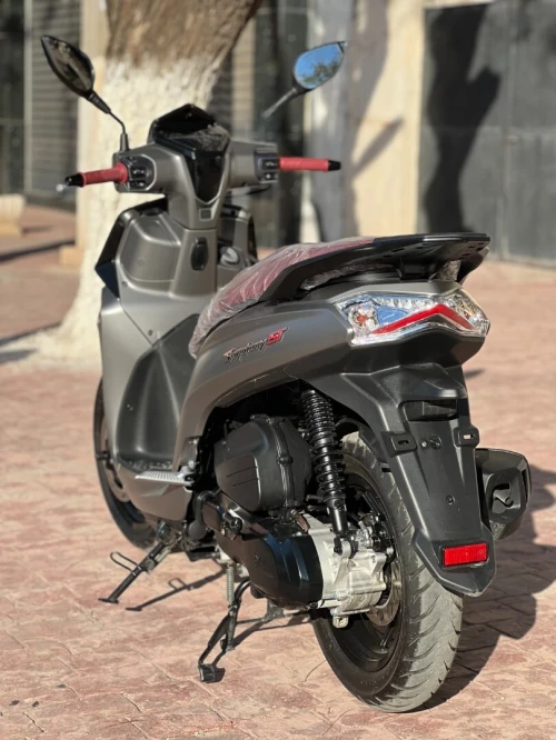 Sym St200 2025