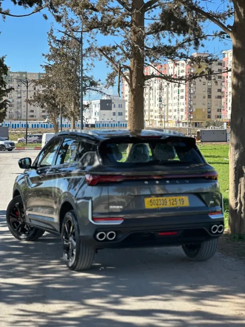 Geely Coolray 2025 